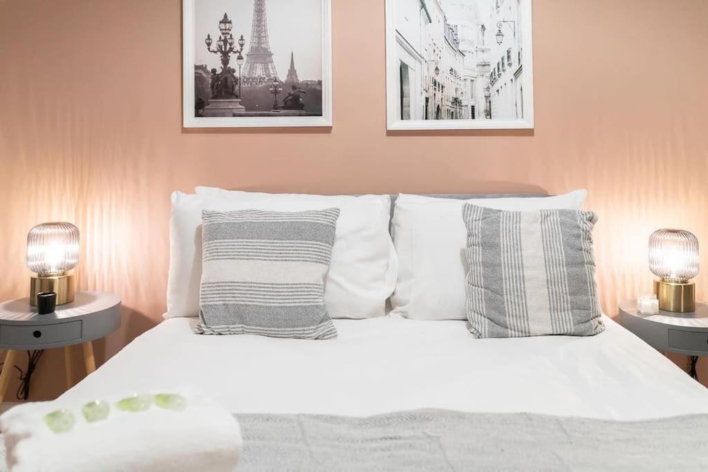 2 Bedroom Apartment ลอนดอน ภายนอก รูปภาพ